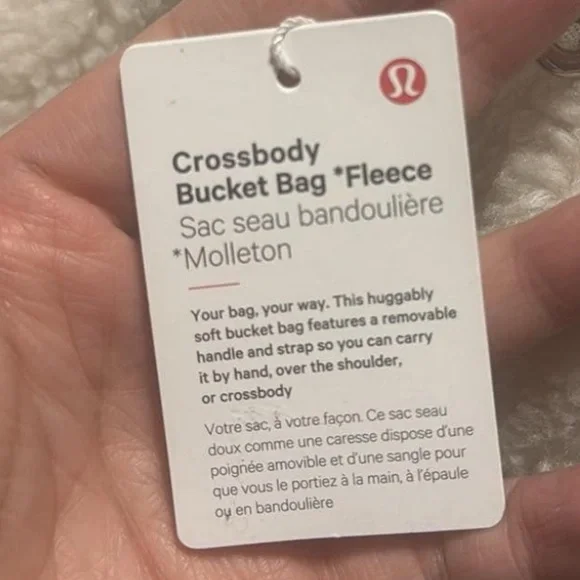 NWT Lululemon New Year Crossbody Fleece Bucket Bag 2.5L WORDMARK White Opal LOGO - Picture 6 of 7